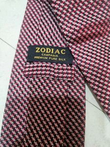 Pure Silk Patterned Tie