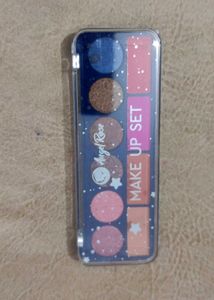 MAKEUP COMBO