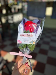 Crochet Rose Bouquet