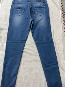 Classic Mid-Wash Skinny Jeans