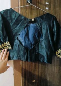 Beautyful Black Blouse