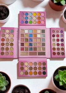 Take A Leap Eyeshadow Palette