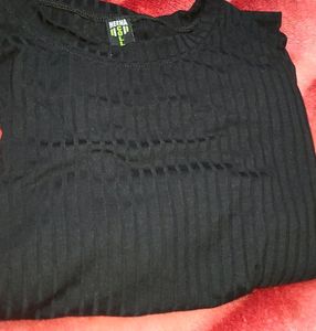 Black Crop Top
