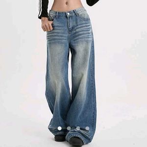 Wide leg jeans