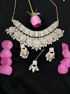 New Jewellery Set