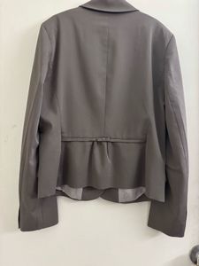 COMMA’ SLIQUE BOW-DETAILED BLAZER