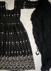 Partywear Frock Style Punjabi Suit 💎