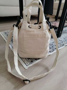 WHO A.U Steve Canvas Bucket Bad