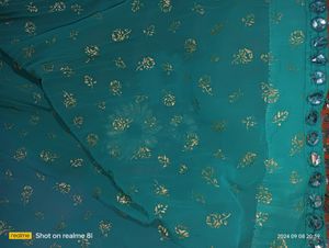 Beautiful Flowers Design Saree
