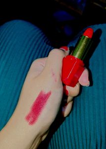 red and rosepink Beauty Lipsticks - Set of 2