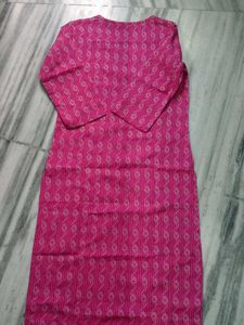 New Pink Woven Pattern Kurti - V-Neck 3/4 Sleeve