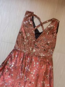 Prettiest Shimmery Gown From Pretty Women 🧡✨💅