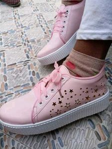 Pink Star Platform Sneakers