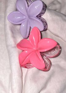 PASTEL FLORAL HAIR CLAW CLIPS