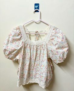 Stylish Floral Print Top – Comfortable & Trendy