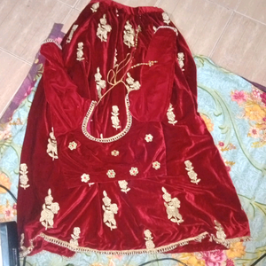 maroon valvat lehanga with full sleeves blouse work full lehanga n blouse too with golden latkan