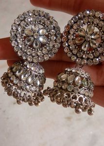 blingy earrings 💗