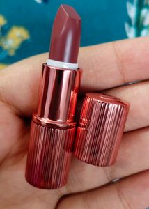 Charlotte Tilbury Kissing Lipstick (90s Pink)