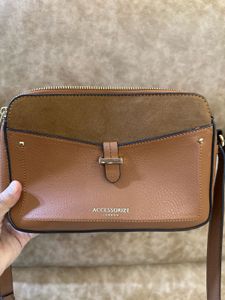 Unique Accessorize London Bag