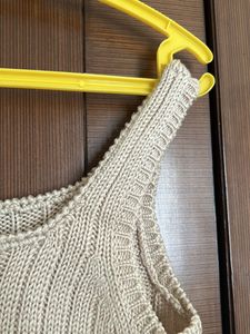 WOOLEN FLORAL TOP FOR WOMEN