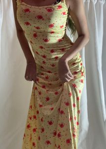 NEWME Floral Bodycon Dress