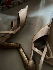 Inc 5 New Heels