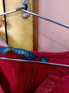 Avaasa Kurta