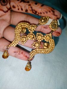 Mid Size Earrings