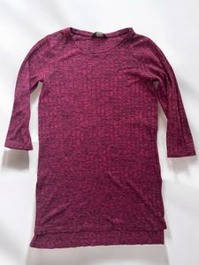 Maroon colour woman, max T-shirt