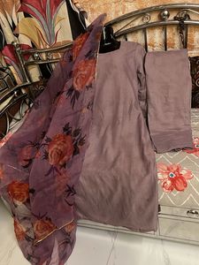Lavender Floral Pant Kameez