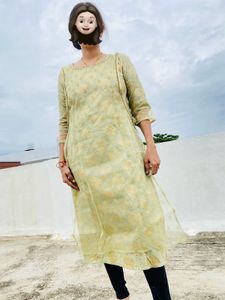 Pista Double Layer Kurti