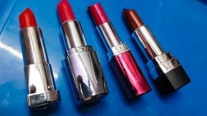 Lipsticks - 4 Colors