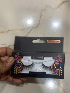 Mars 12-Party Ready Lashes
