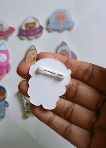 2pcs Kawaii Rabbit Brooch Pins