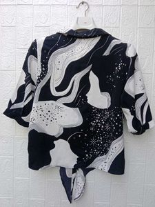 New with tag Stylish Graphic Print Shirt