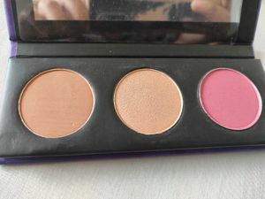 Blush Highlighter And Contour Palette with Mirror