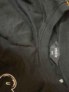 Black Long Sleeve Sweatshirt