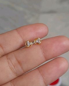 Beautiful New Shaining Stone Studs