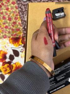 Faces Canada Matte Lip Cryon