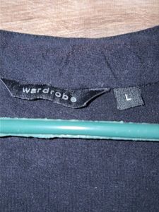 Elegant Ruffled Sleeveless Top