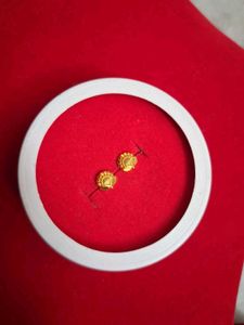 Beautiful New Flower Desine Studs