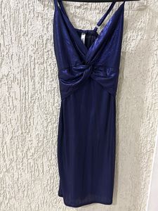 Sleevless Dress