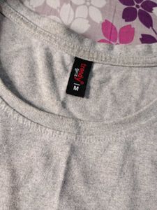 Crop Grey &#39;Love Myself&#39; Tee🩷