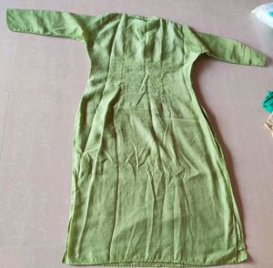 Beautiful  Rayon Silk Kurti With Aari Embroidery