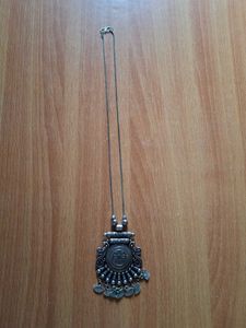 Silver Tone Necklace