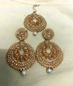 Golden Jewelry Set