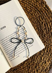 Pearl Bow Keychain