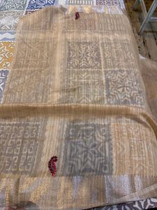 Elegant Beige Linen Saree