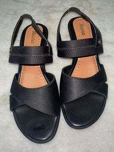 Bata Black Sandals - Size [Insert Siz