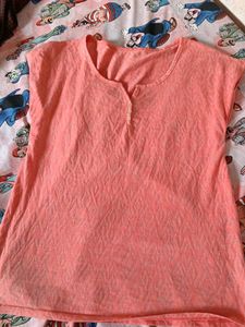 Asthetic minimal T shirt for women